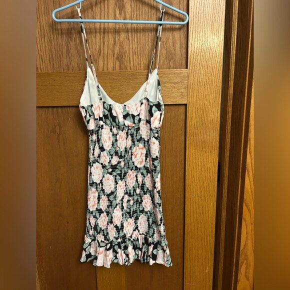 Floral Spaghetti Strap Dress EUC - Picture 2 of 3